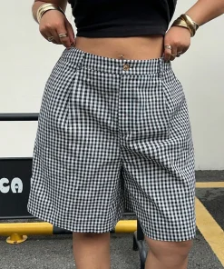 Ladies plus Size Spring Simple Casual Black White Plaid Shorts Wide Leg Pants Trousers for Women
