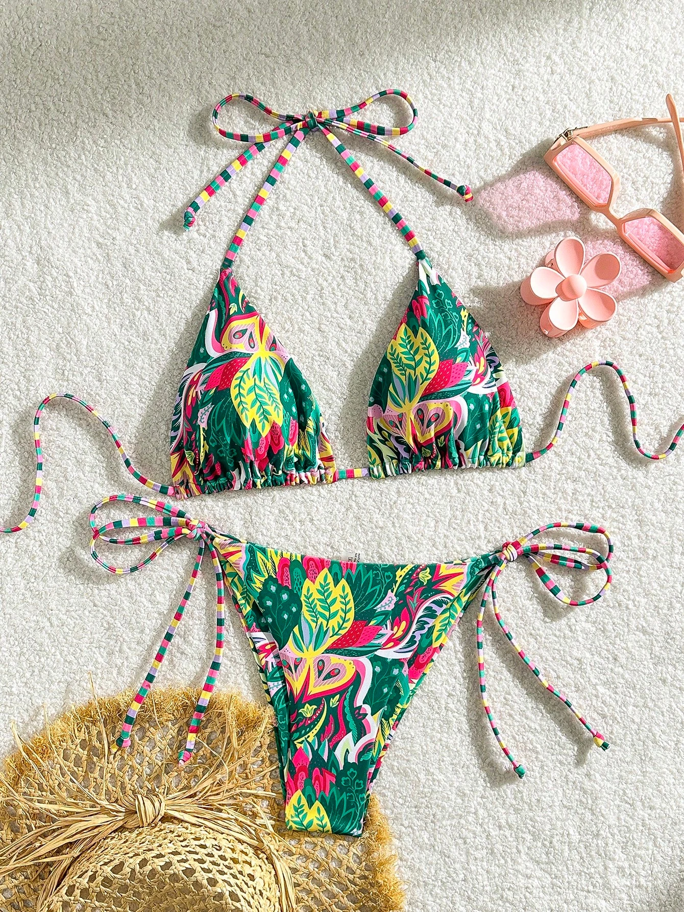 2025 new bikini European and American triangle cup print lace-up swimsuit hot girl small fresh seaside bikini swimsuit