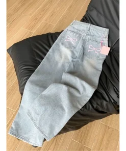 Alternative view of 2025 Autumn Winter Bow Embroidery Design Sweet Korean Style High Waist Loose Fit Straight Leg Jeans