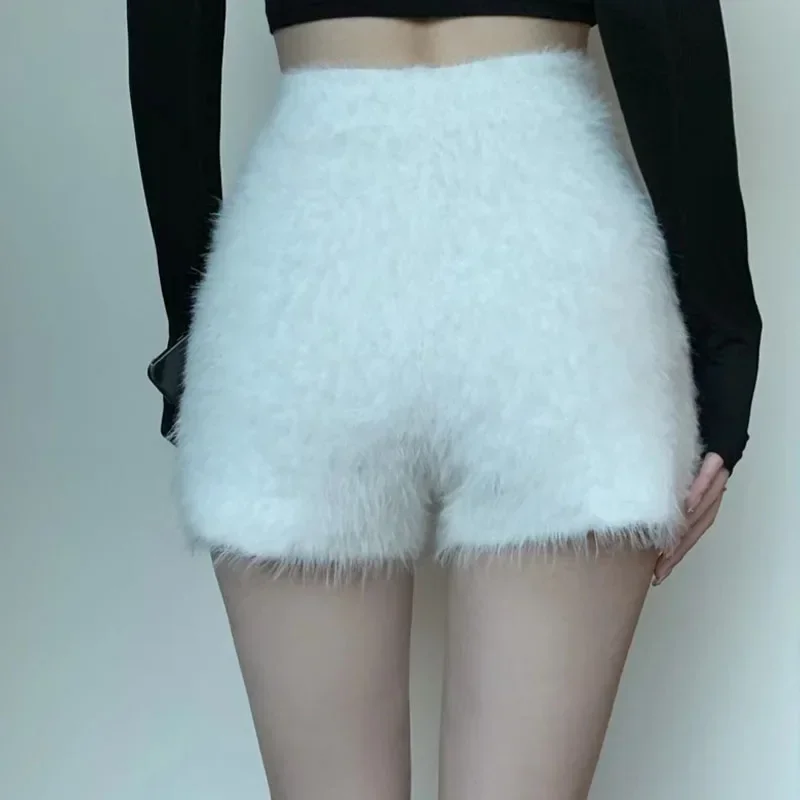 Womens Plush Shorts Slim High Waist Winter Autumn Thick Velvet Pants Aesthetic Elegant Cute Y2k Korean Shorts for Female New - Image 4