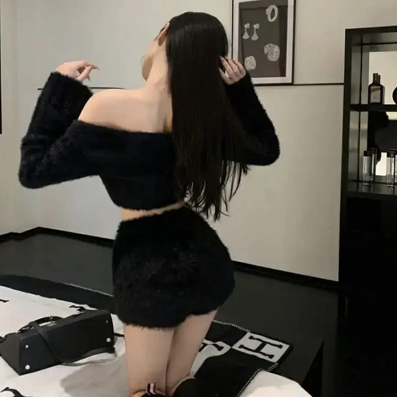 Womens Plush Shorts Slim High Waist Winter Autumn Thick Velvet Pants Aesthetic Elegant Cute Y2k Korean Shorts for Female New - Image 6