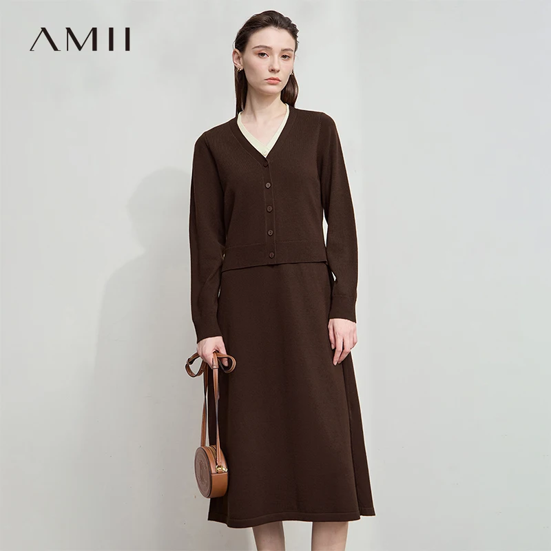 AMII Dress Ladies 2025 Autumn New Woman Clothing V-neck Fake Two-piece Knitted A-line Casual Elegant Dresses For Woman 12543051